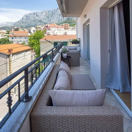 Apartments Luny Makarska Exterior photo