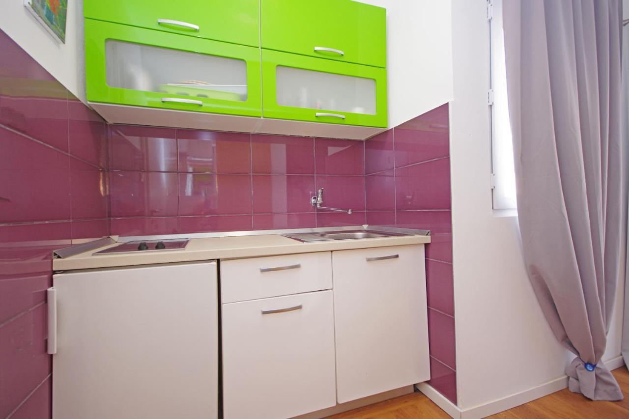Apartment Luny *