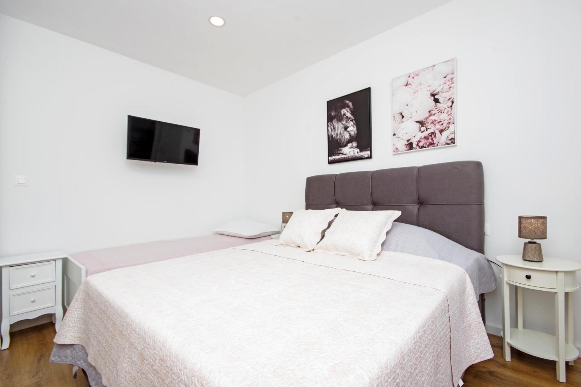 Apartment Luny